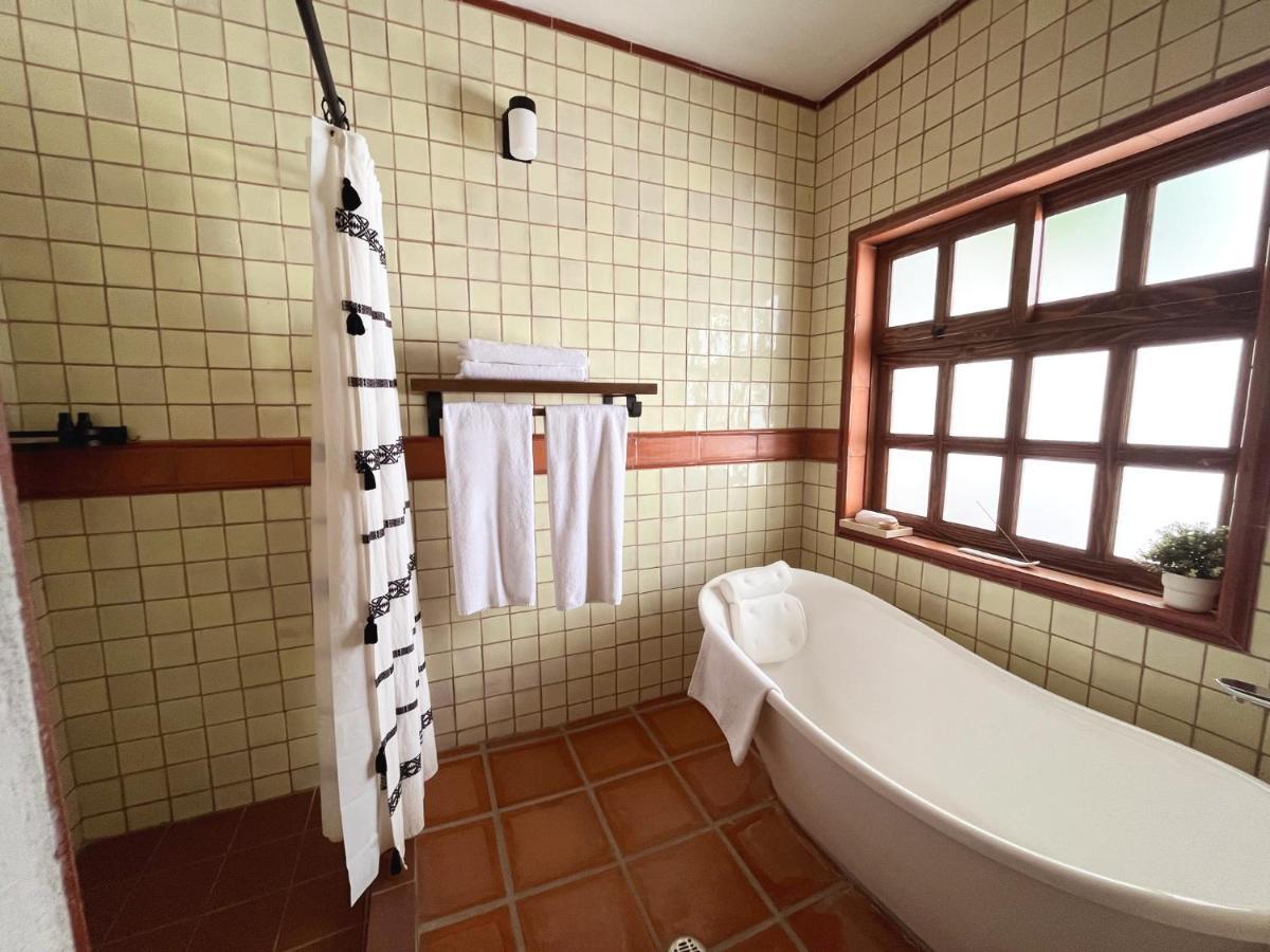 瓜达鲁佩镇Casa Entrevez住宿加早餐旅馆 外观 照片